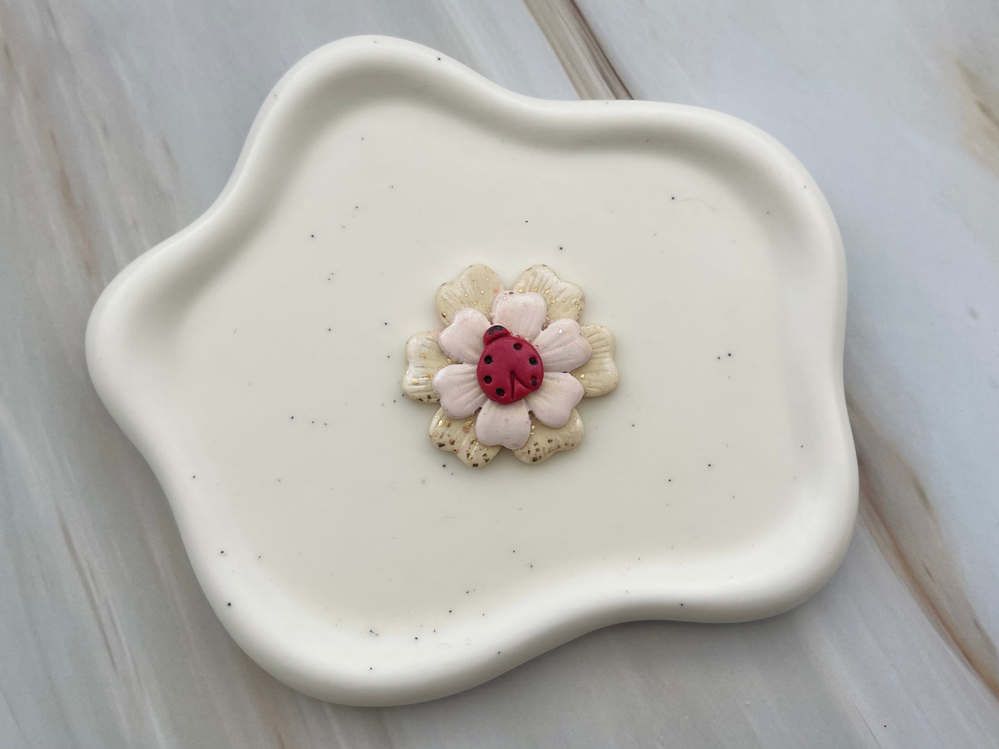 Broșă mărțișor SUNNY SPRING